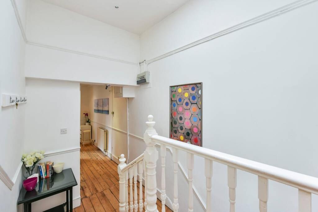 Groves 4 Bedroom, Shepherds Bush Londra Dış mekan fotoğraf
